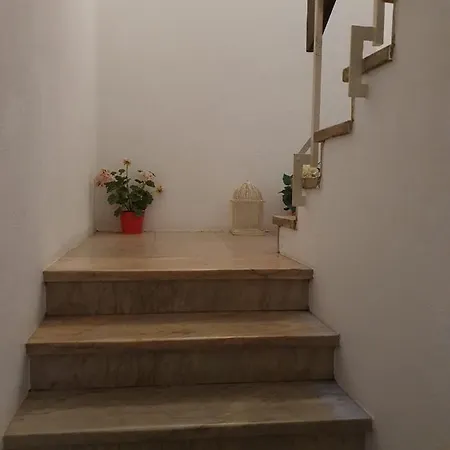 Apartment Alfama With Balcony Lisbon